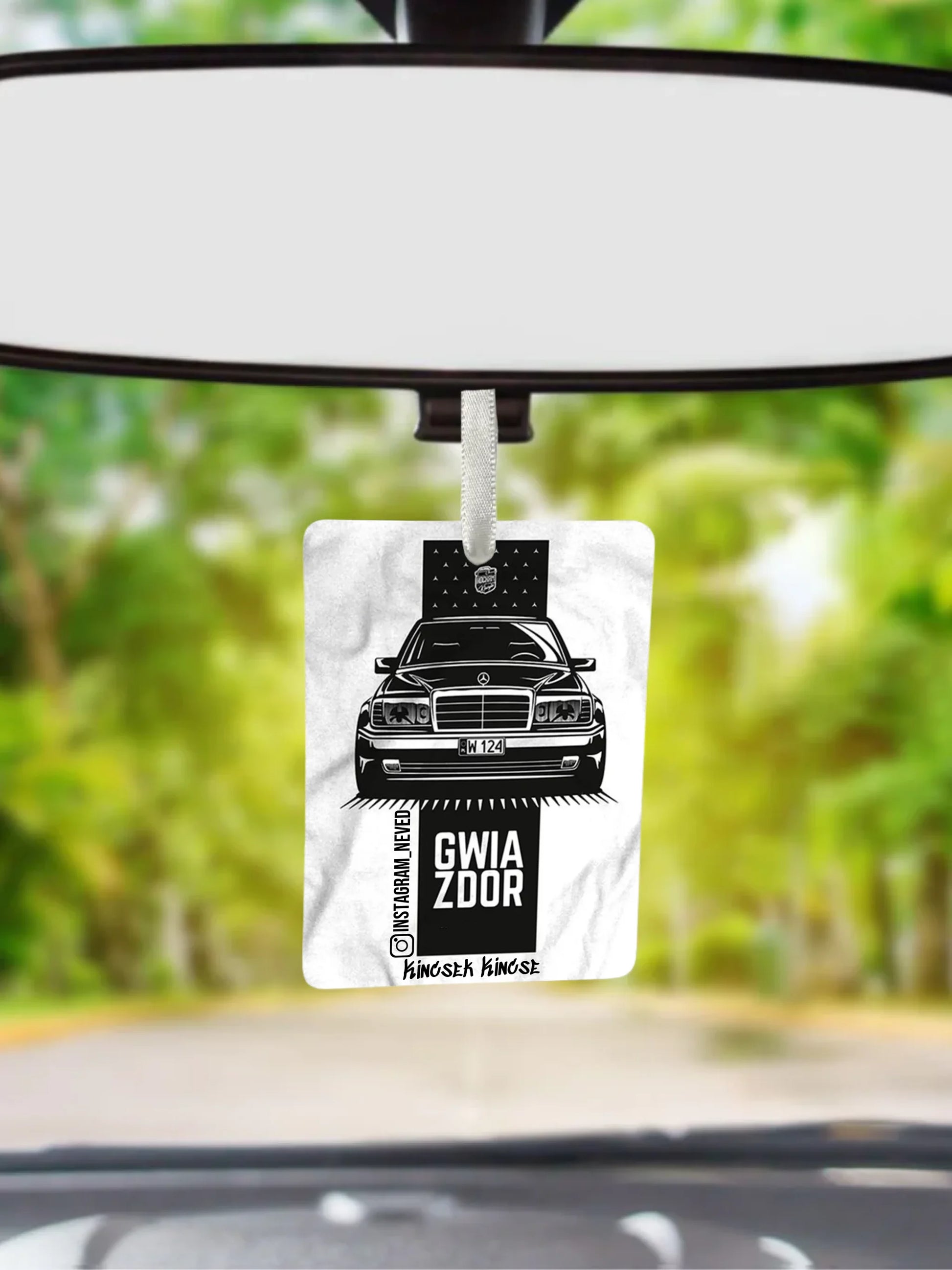 Autóillatosító új