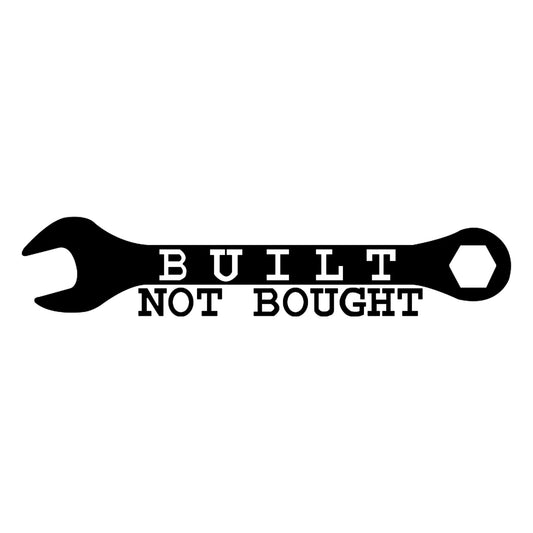 Built Not Bought matrica főkép, fekete színben, fehér alapon.