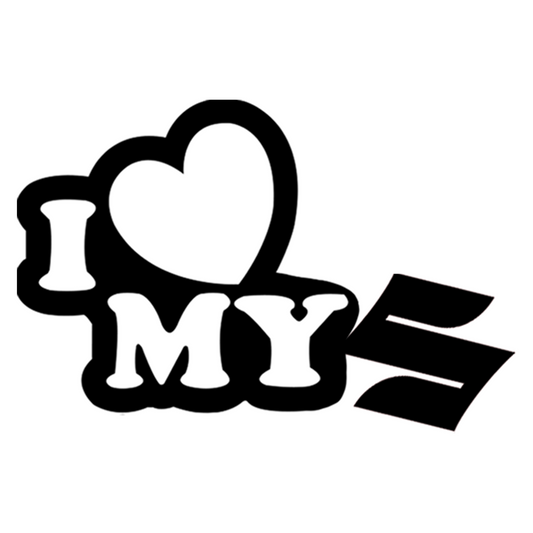 I love my Suzuki matrica főkép, fekete színben, fehér alapon.